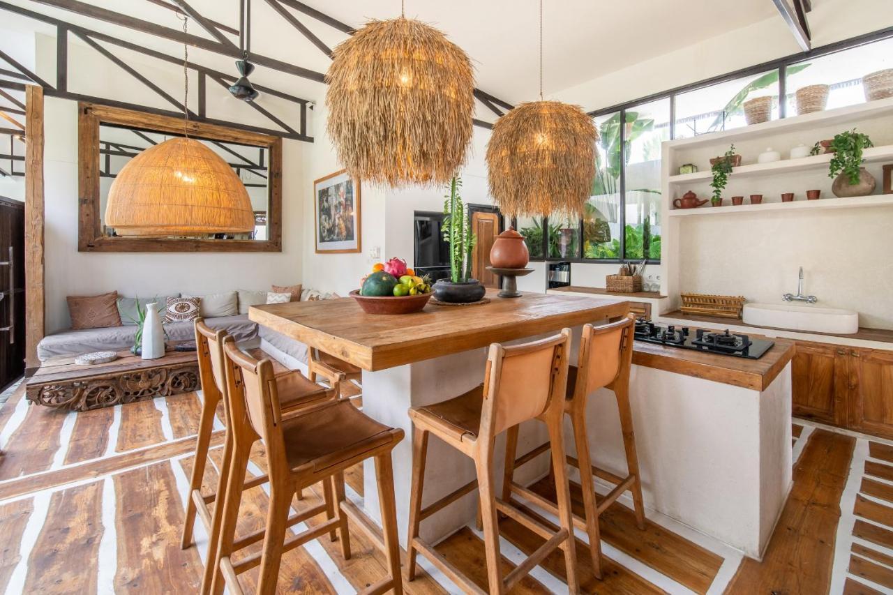 Villa Yogi Surf 2 Canggu Eksteriør billede