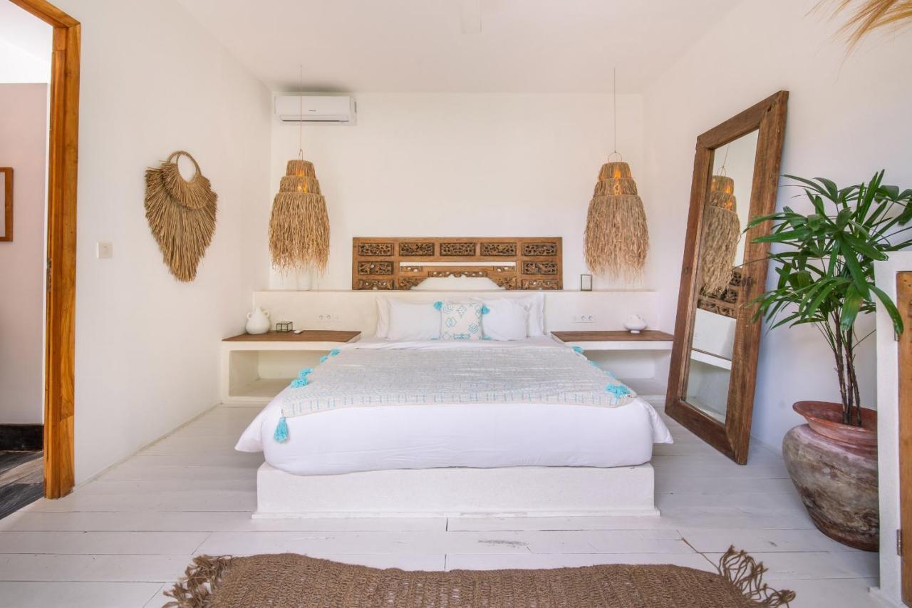 Villa Yogi Surf 2 Canggu Eksteriør billede