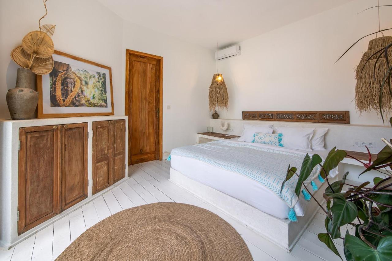 Villa Yogi Surf 2 Canggu Eksteriør billede