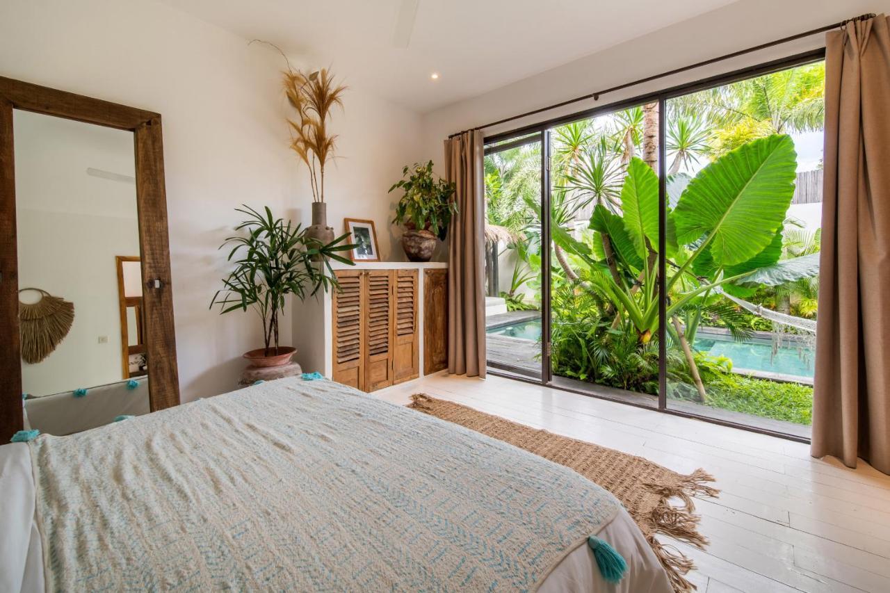 Villa Yogi Surf 2 Canggu Eksteriør billede